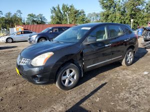 Nissan Rogue S 2.5L 4 2013