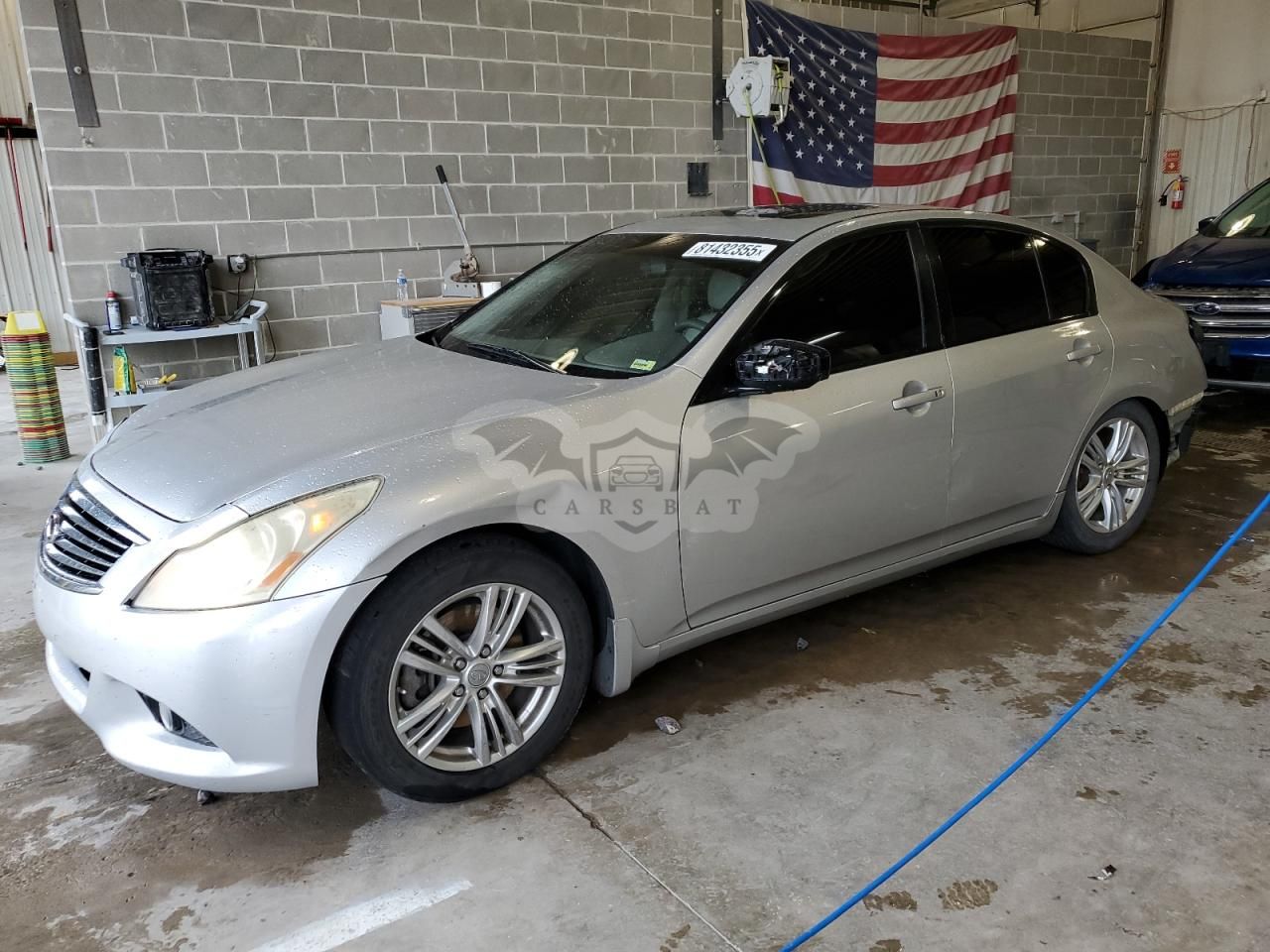 Infiniti G37 3.7L 6 2011