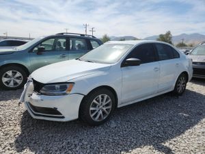 Volkswagen Jetta SE 1.8L 4 2015