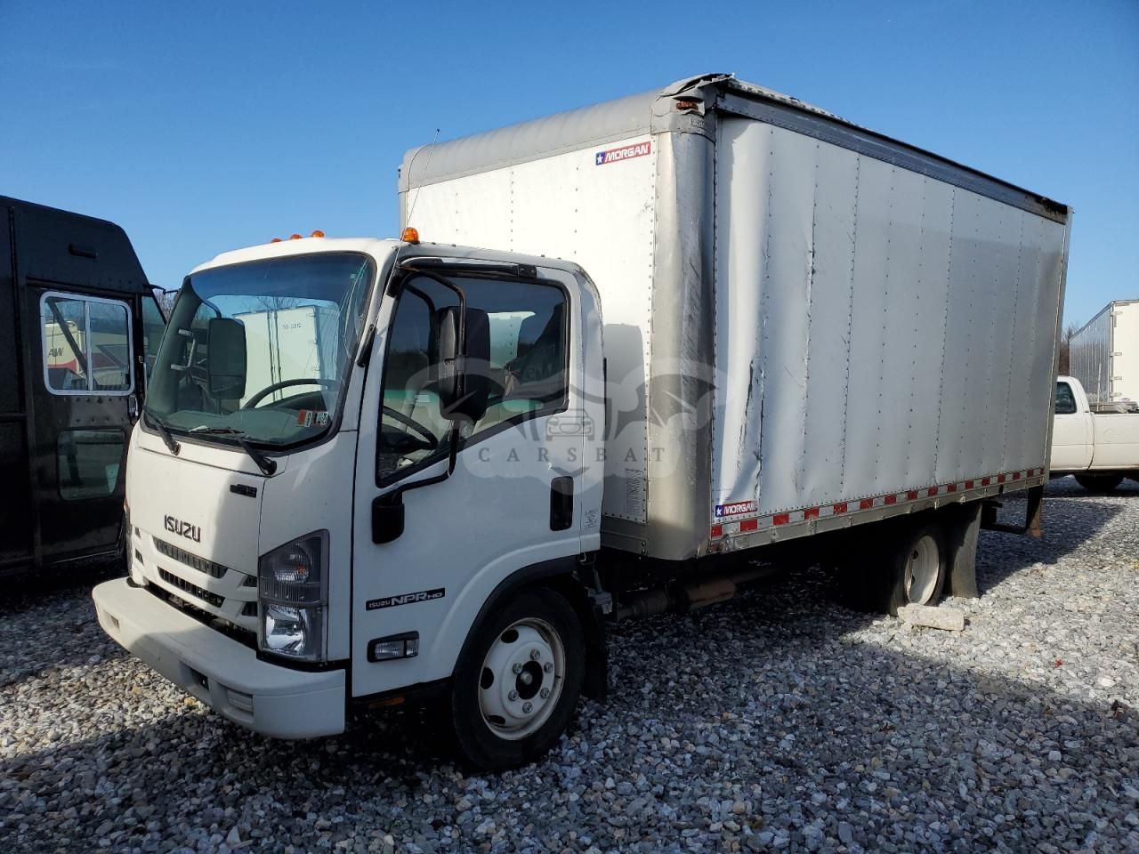 Isuzu NPR 6.6L 8 2021