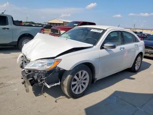 Chrysler 200 LIMITED 3.6L 6 2014