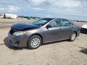 Toyota Camry L 2.5L 4 2014