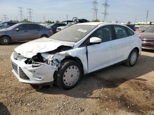 Ford Focus SE 2.0L 4 2013