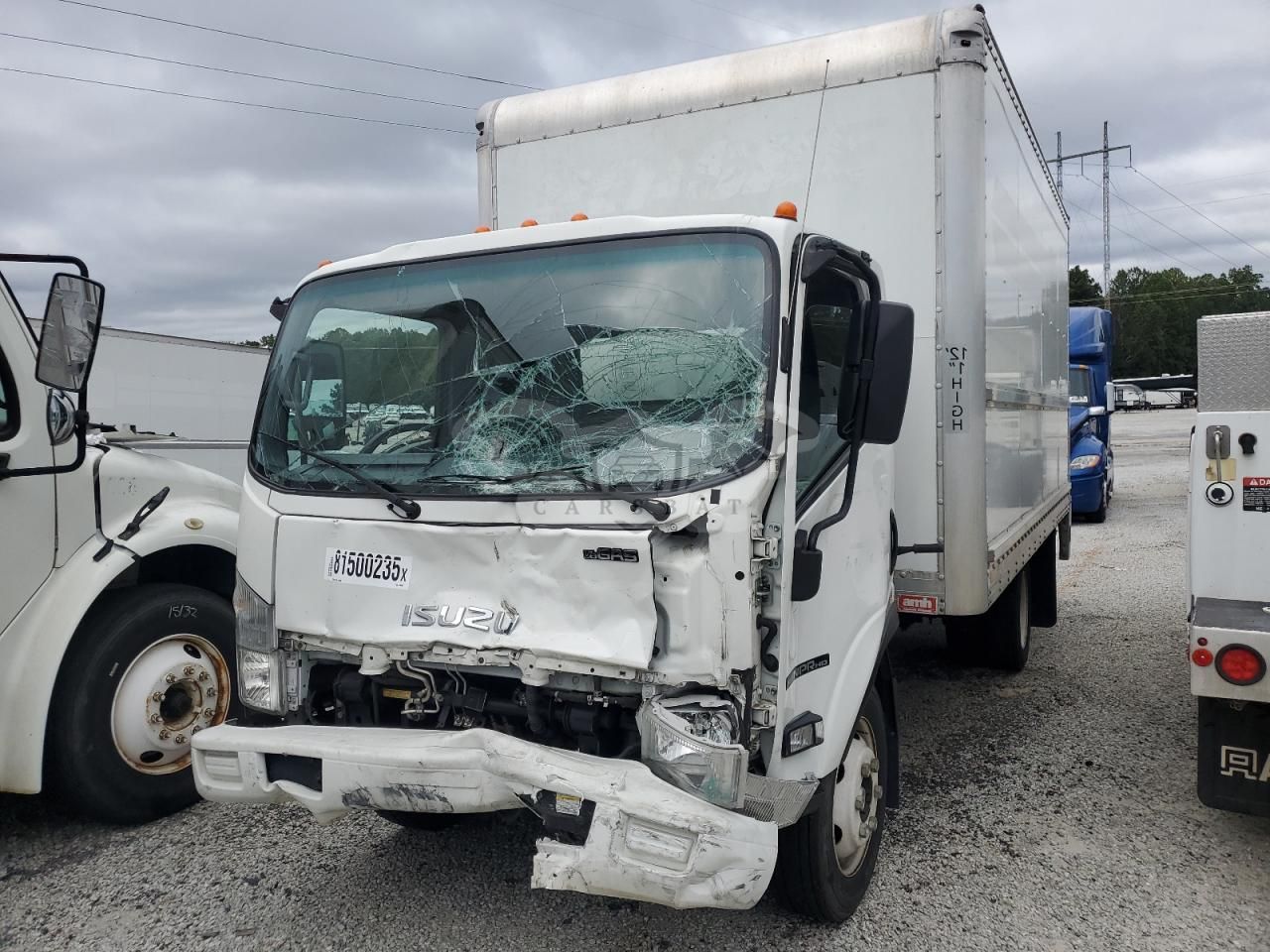 Isuzu NPR 6.6L 8 2021