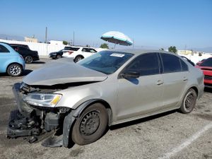 Volkswagen Jetta BASE 2.0L 4 2014