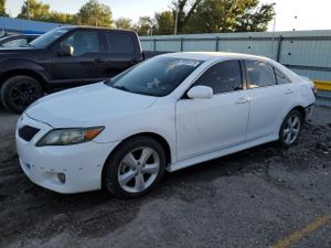 Toyota Camry BASE 2.5L 4 2011
