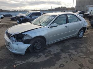 Toyota Camry LE 2.4L 4 2004