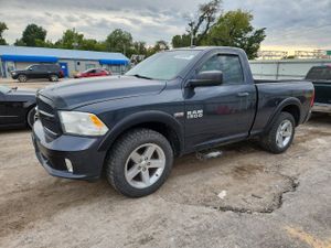RAM 1500 ST 5.7L 8 2014