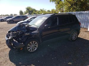 Volkswagen Tiguan S 2.0L 4 2015