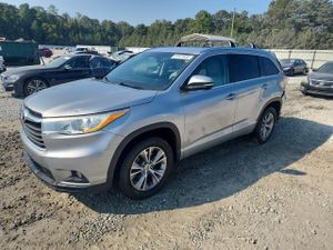 Toyota Highlander XLE 3.5L 6 2014