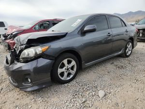 Toyota Corolla BASE 1.8L 4 2011