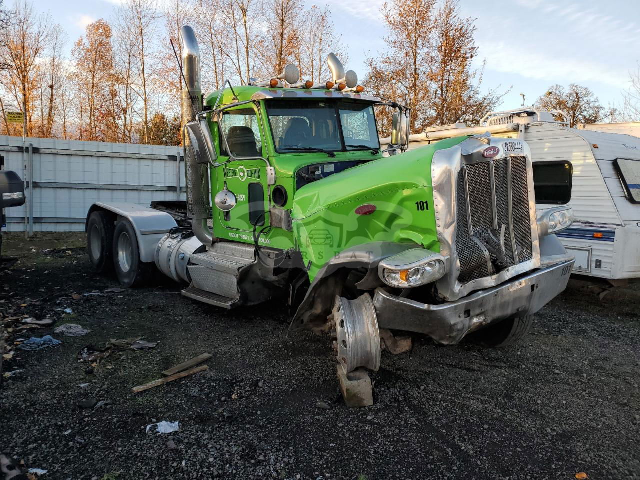 Peterbilt 389/520 12.9L  6 2017