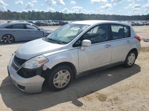 Nissan Versa S 1.8L 4 2011