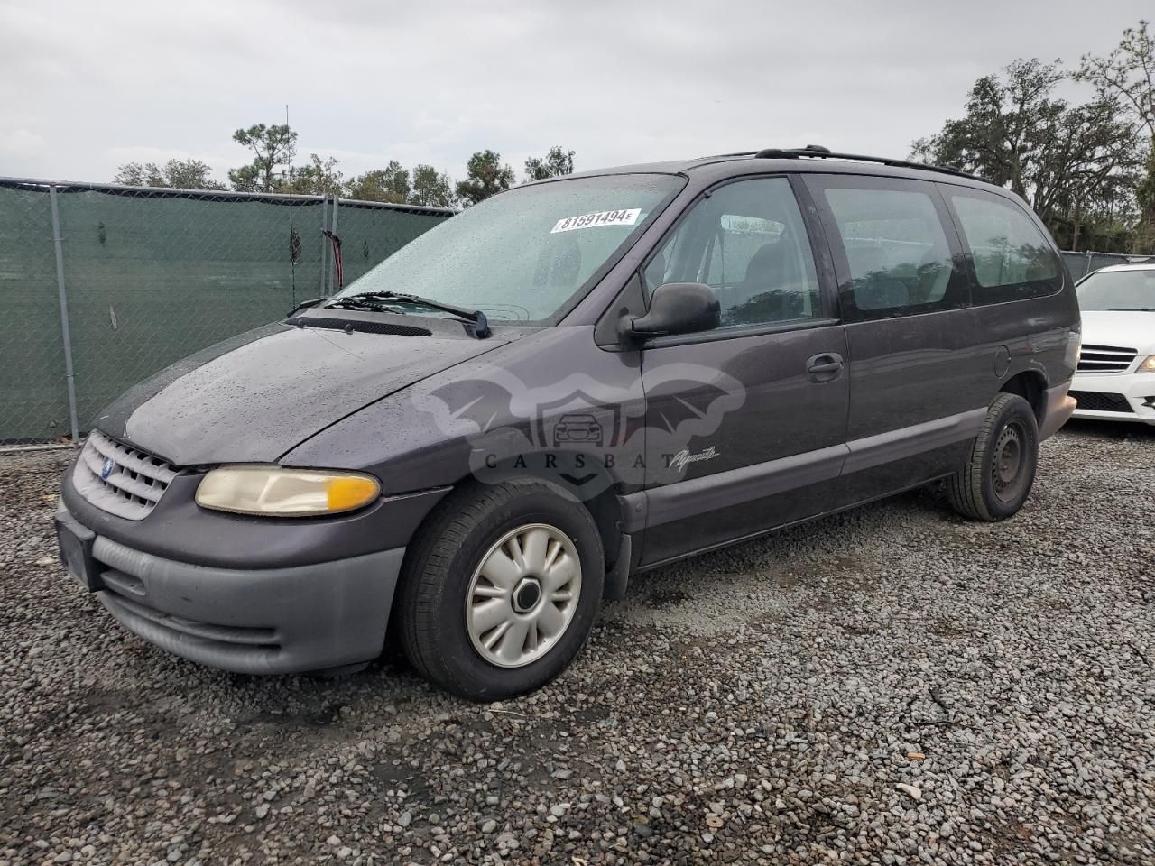 Plymouth Voyager SE 3.3L 6 1996