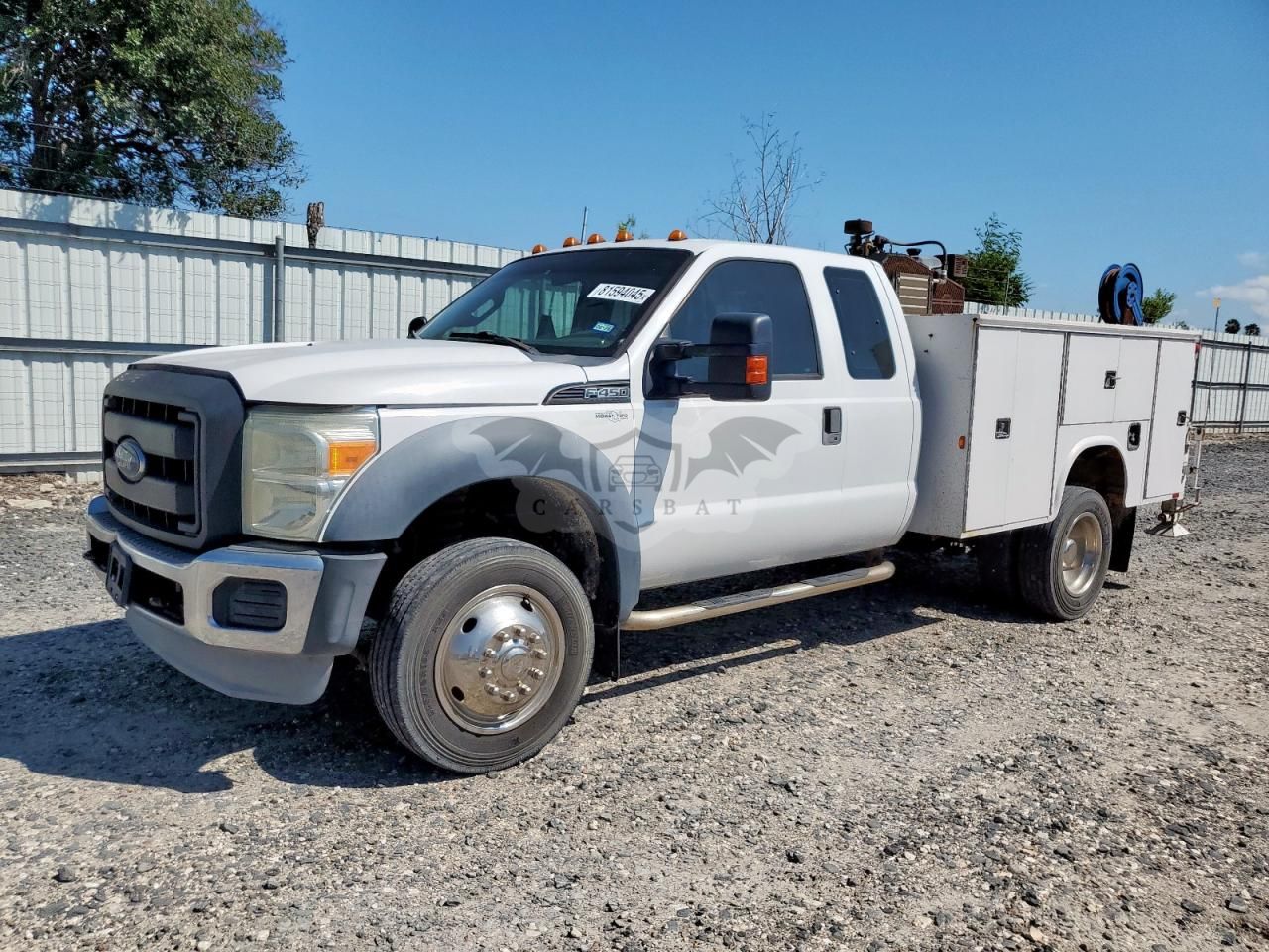 Ford F-450 SUPER DUTY 6.8L 10 2013