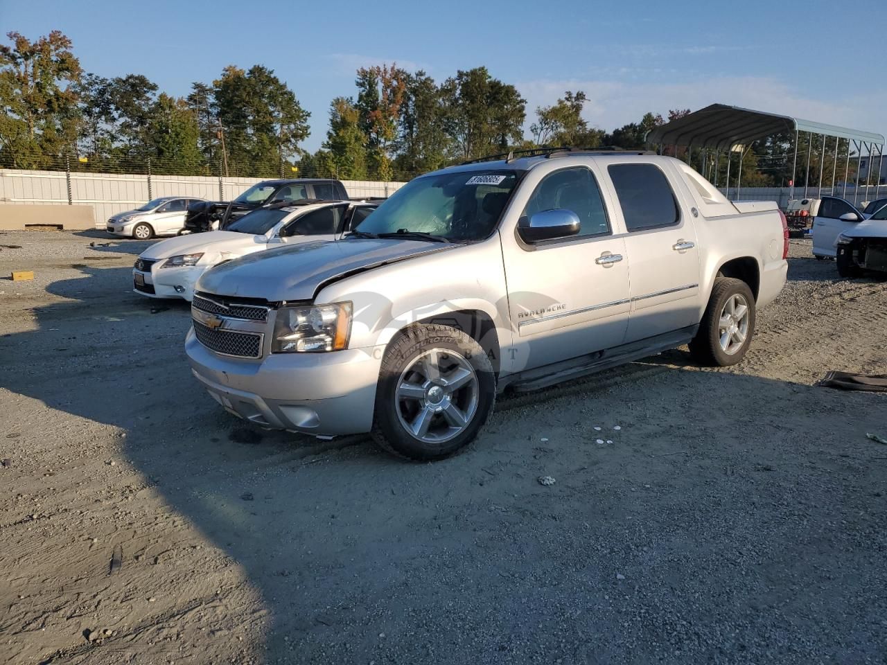 Chevrolet Avalanche LTZ 5.3L 8 2013