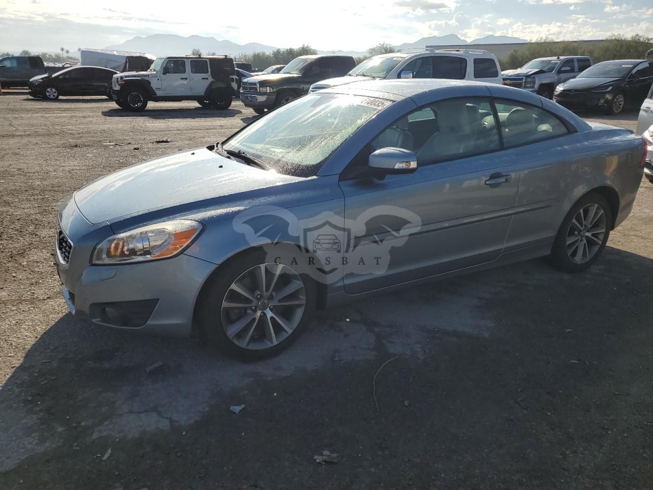 Volvo C70 T5 2.5L 5 2011