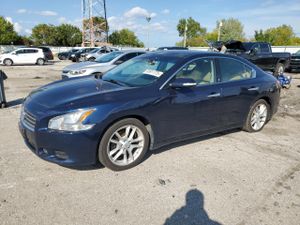 Nissan Maxima S 3.5L 6 2010