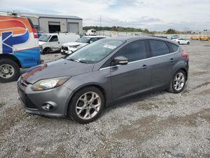 Ford Focus TITANIUM 2.0L 4 2013