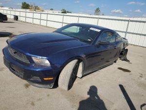 Ford Mustang 3.7L 6 2012