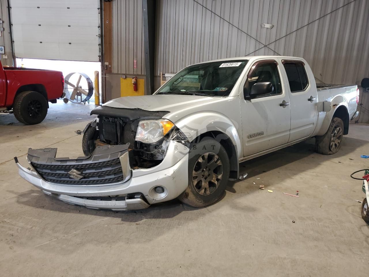 Suzuki Equator SPORT 4.0L 6 2012