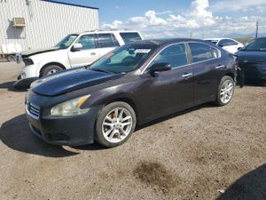 Nissan Maxima S 3.5L 6 2014