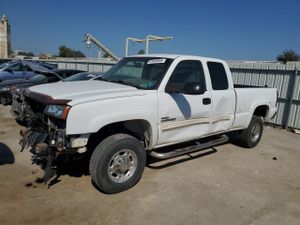 Chevrolet Silverado 1500 C2500 HEAVY DUTY 6.6L 8 2004