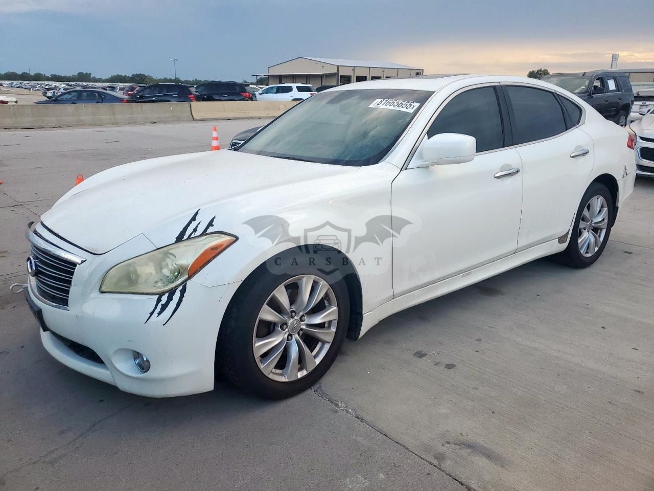 Infiniti M37 3.7L 6 2011