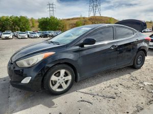 Hyundai Elantra GLS 1.8L 4 2013