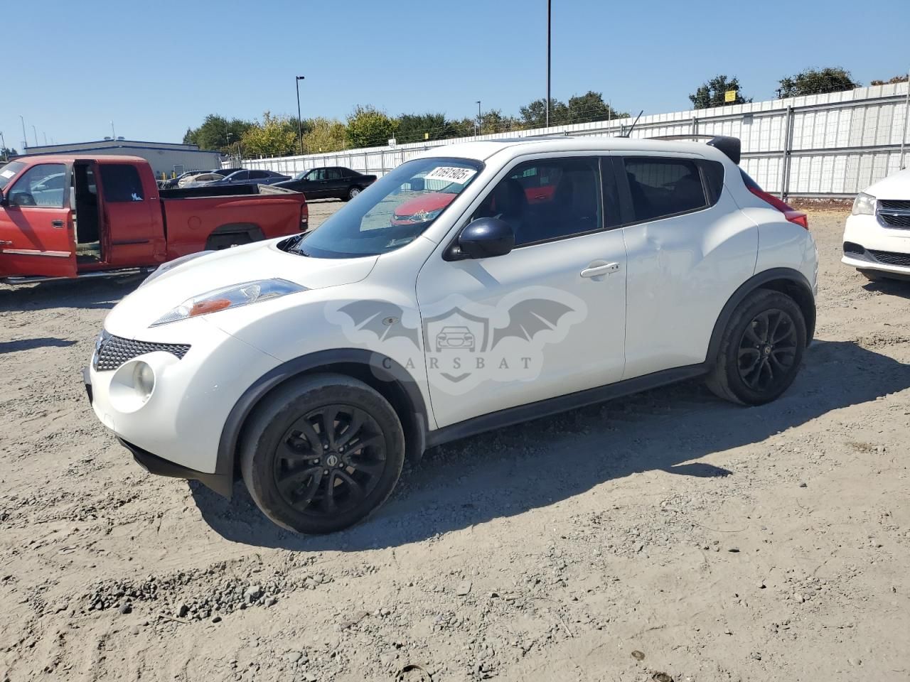 Nissan Juke S 1.6L 4 2013
