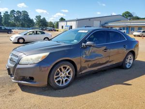 Chevrolet Malibu 1LT 2.5L 4 2013
