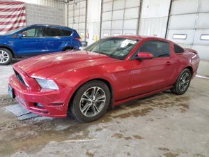 Ford Mustang 3.7L 6 2013