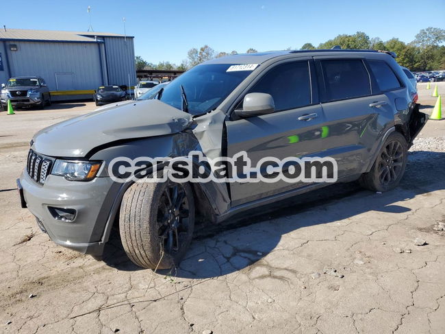 Jeep Grand Cherokee LAREDO 3.6L  6 2020