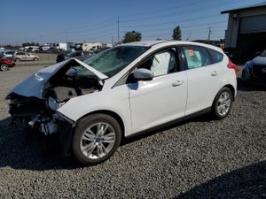 Ford Focus SEL 2.0L 4 2012