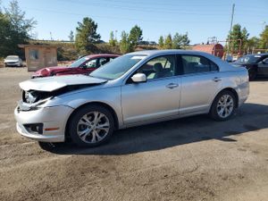 Ford Fusion SE 2.5L 4 2012