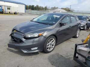 Ford Focus SE 2.0L 4 2015