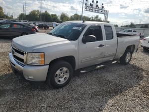 Chevrolet Silverado 1500 C1500 LT 5.3L 8 2011