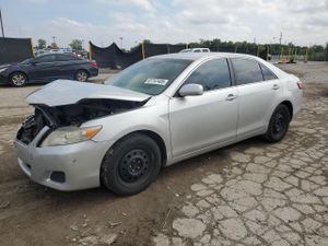 Toyota Camry BASE 2.5L 4 2011