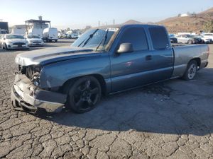 Chevrolet Silverado 1500 C1500 4.8L 8 2006