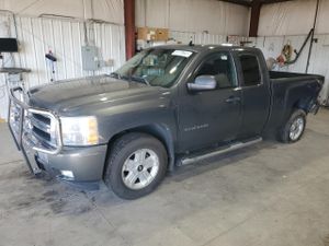 Chevrolet Silverado 1500 K1500 LT 5.3L 8 2011