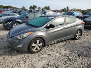 Hyundai Elantra GLS 1.8L 4 2013