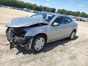 Dodge Avenger SE 2.4L 4 2013