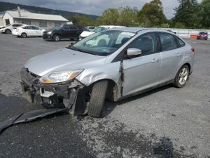 Ford Focus SE 2.0L 4 2014