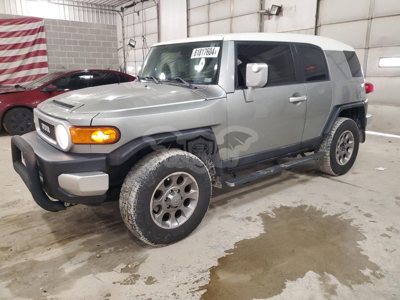 Toyota FJ Cruiser 4.0L 6 2011