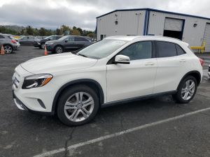 Mercedes-Benz GLA 250 4MATIC 2.0L 4 2015