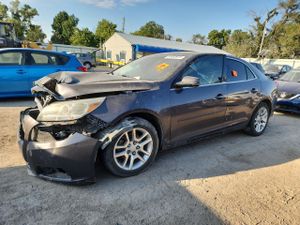 Chevrolet Malibu 1LT 2.5L 4 2013