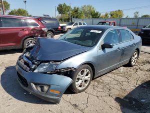 Ford Fusion SE 2.5L 4 2012