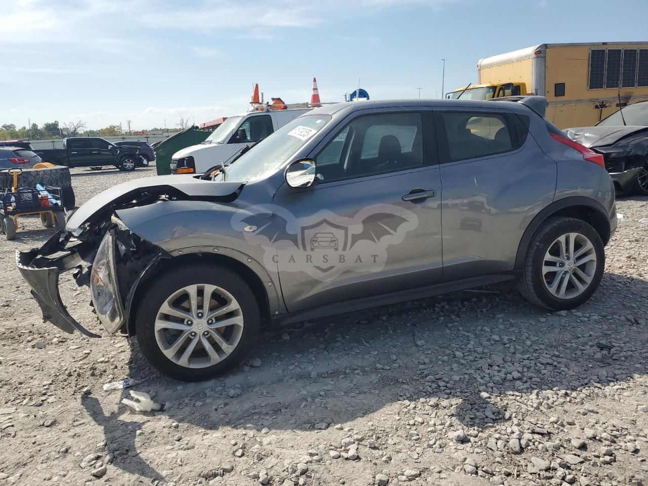 Nissan Juke S 1.6L 4 2013