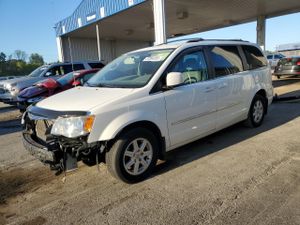 Chrysler Town & Country TOURING 3.8L 6 2010