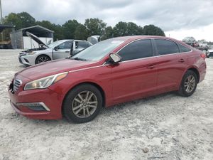 Hyundai Sonata SE 2.4L 4 2015